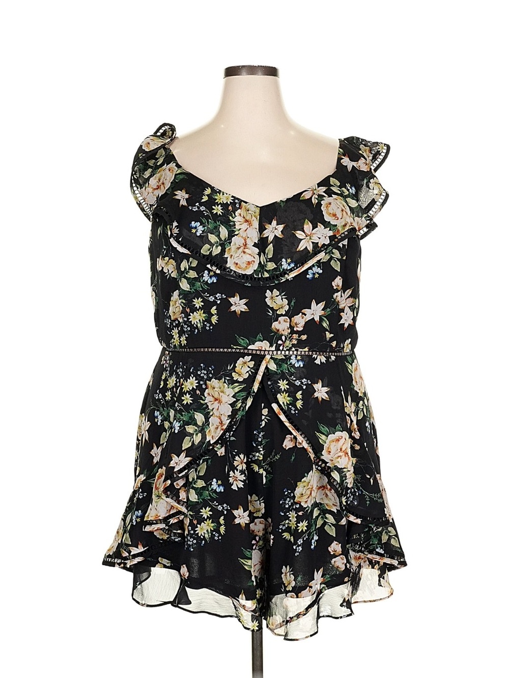 CityChic Black Floral Ruffled Romper